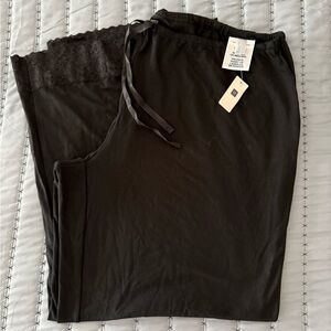 GAP Black Lace Trim Pants